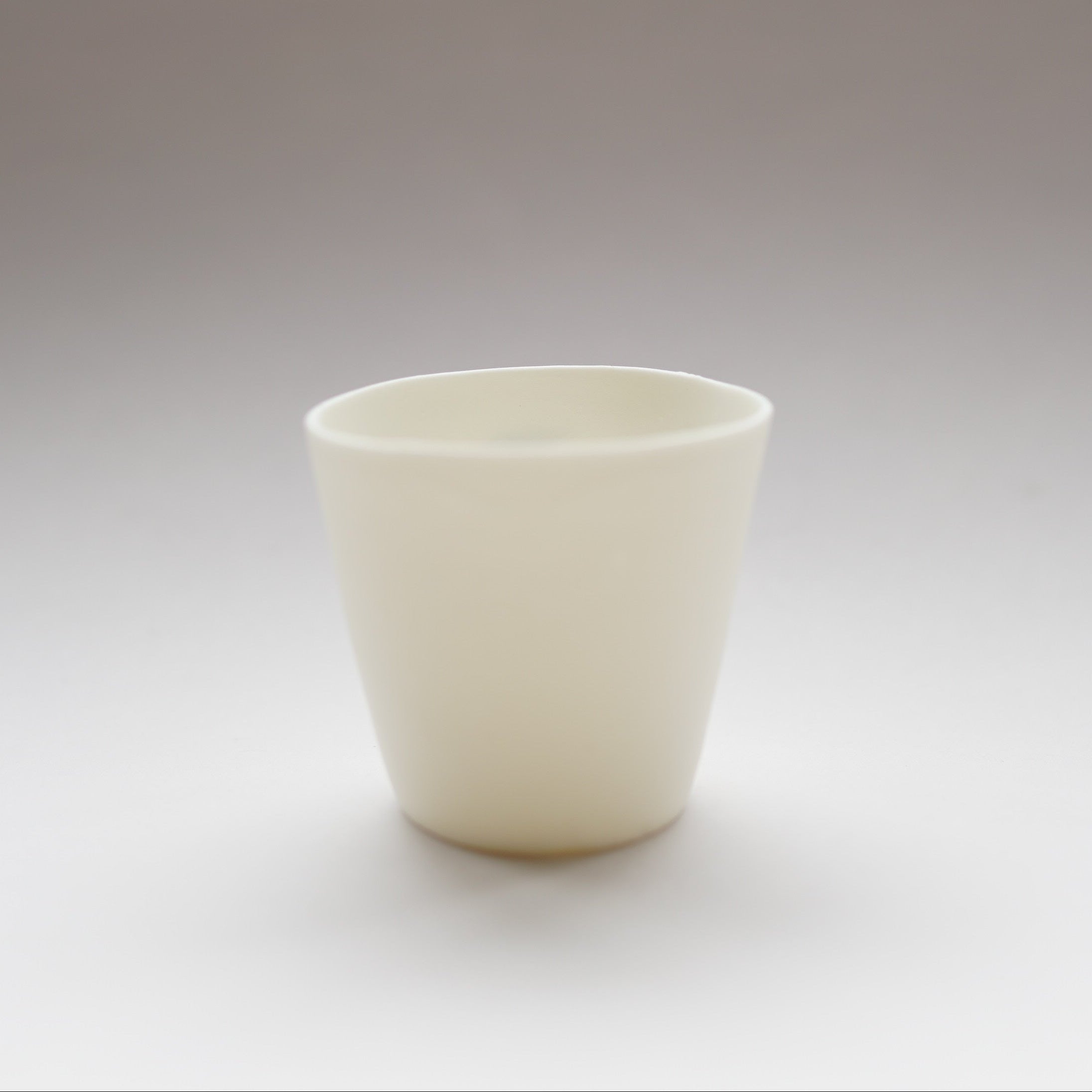 Hand-Painted Cup XS (Shell-1) - 手繪杯（海螺-1）