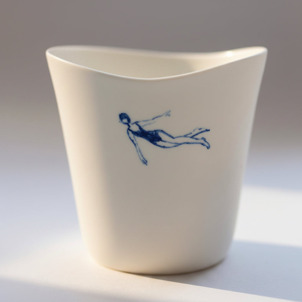 Swimming Reverie - QIU × JINJIN Paris Hand-Painted Ceramic Cup (Limited Edition) 游泳遐想 - QIU × JINJIN Paris 手繪陶瓷杯限量版